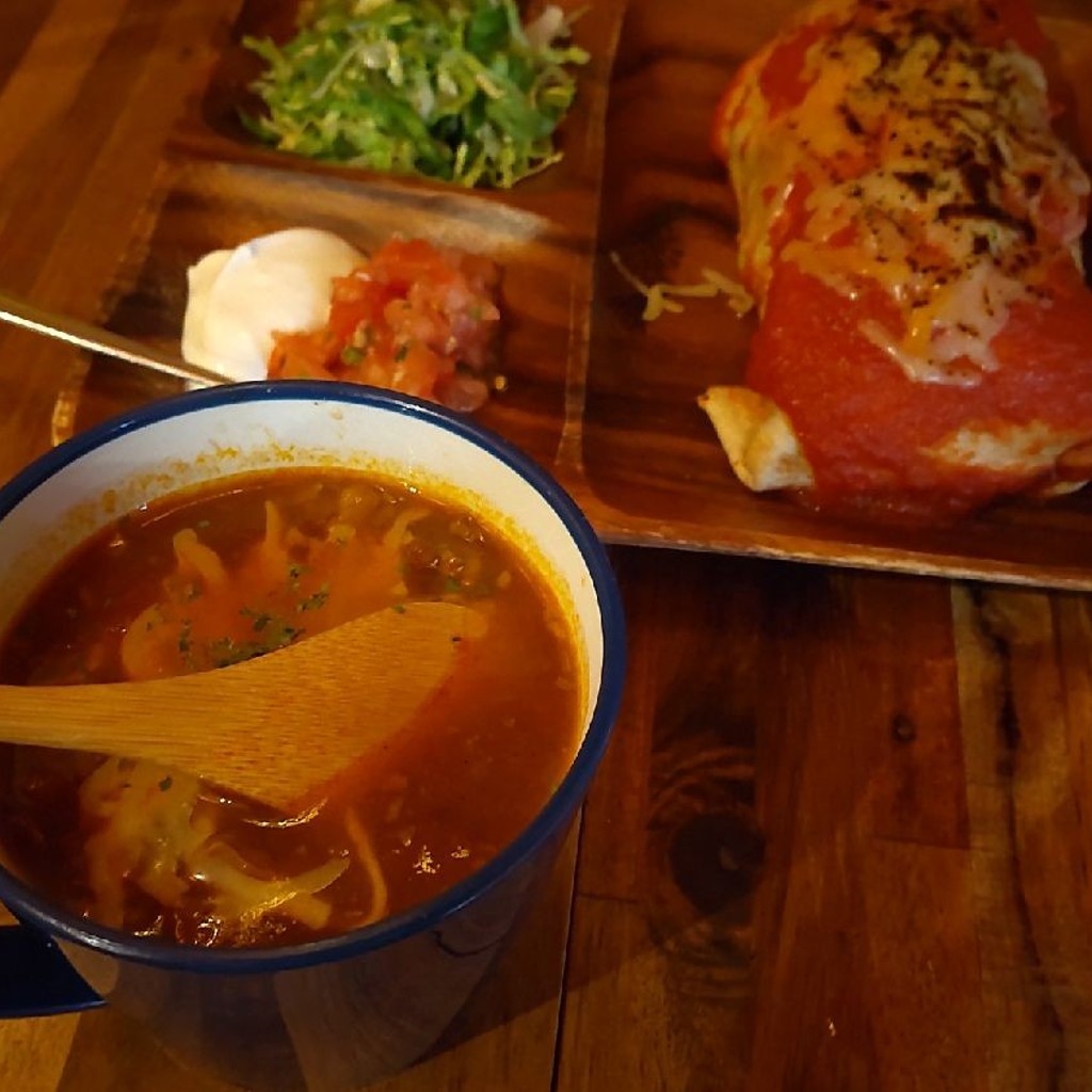 ユーザーが投稿した牛肉のメキシカンスープの写真 - 実際訪問したユーザーが直接撮影して投稿した取手メキシコ料理モッシュアンドタコスの写真