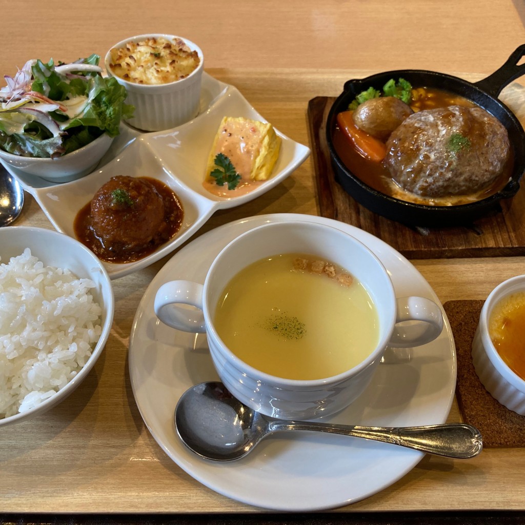 実際訪問したユーザーが直接撮影して投稿した上川内町カフェDining Cafe Ensembleの写真