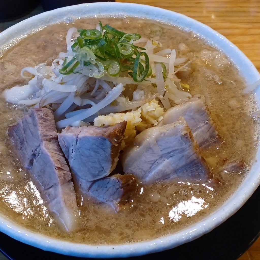 ユーザーが投稿した濃厚次郎ラーメンの写真 - 実際訪問したユーザーが直接撮影して投稿した大手居酒屋きはち屋 駅前店の写真