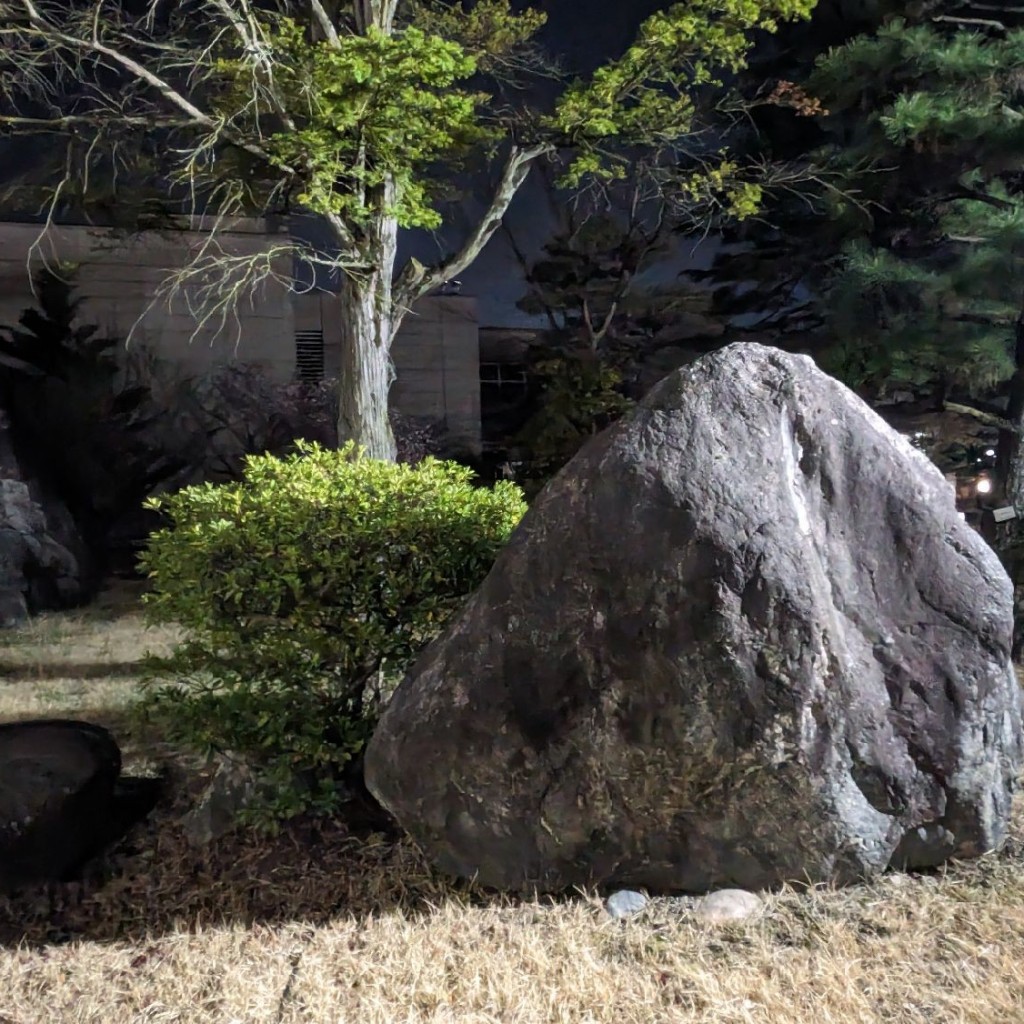 実際訪問したユーザーが直接撮影して投稿した丸の内地域名所太鼓門礎石の写真