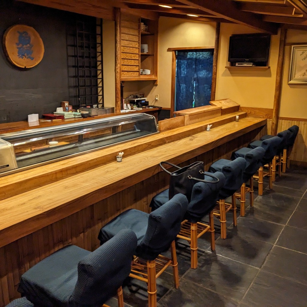 実際訪問したユーザーが直接撮影して投稿した本町寿司寿し 丸勘の写真