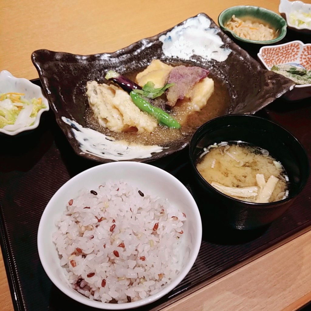 ユーザーが投稿したLunch旬の野菜と魚の煮おろし定食の写真 - 実際訪問したユーザーが直接撮影して投稿した西新宿定食屋寅福 ルミネ新宿店の写真