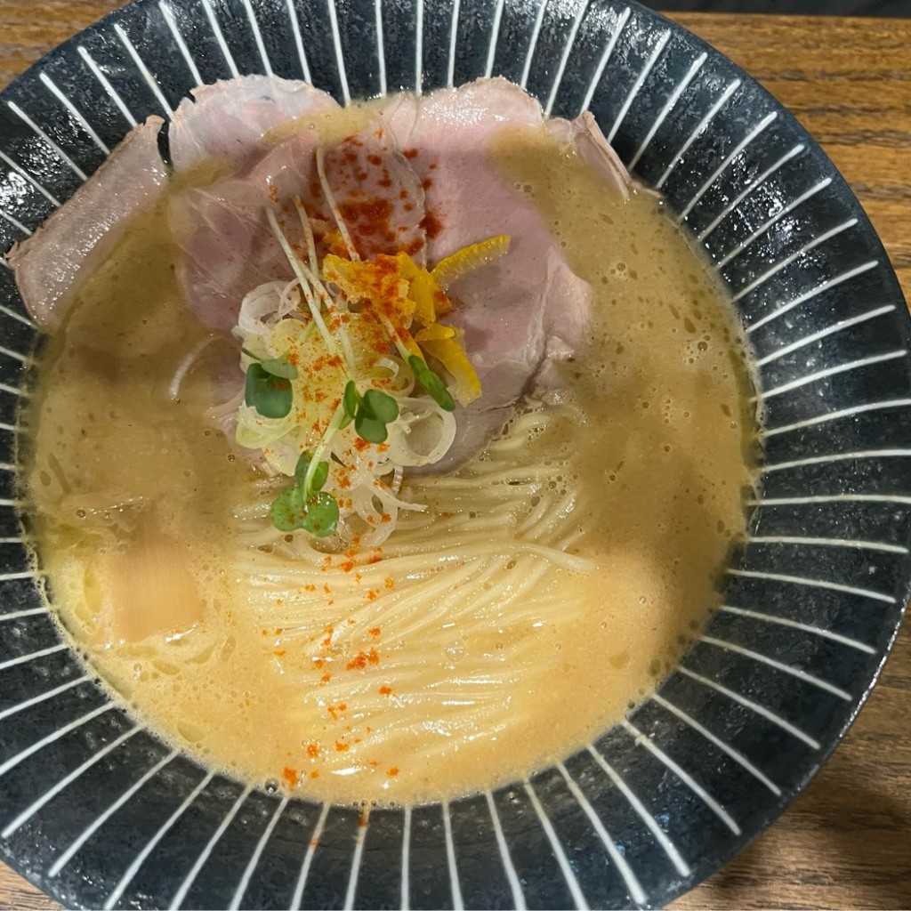 ユーザーが投稿した醤油ラーメンの写真 - 実際訪問したユーザーが直接撮影して投稿した高美町ラーメン専門店鶏に恋した日の写真