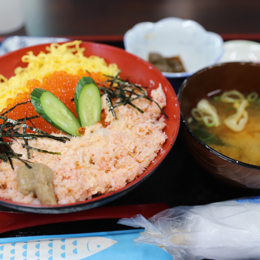 ユーザーが投稿した二色丼の写真 - 実際訪問したユーザーが直接撮影して投稿した昭和町魚介 / 海鮮料理境港のさかな塾の写真
