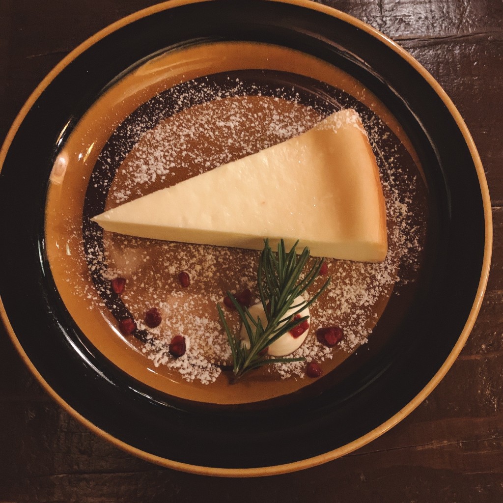 ユーザーが投稿したチーズケーキ、アイスコーヒーの写真 - 実際訪問したユーザーが直接撮影して投稿した阿知カフェアンティカの写真