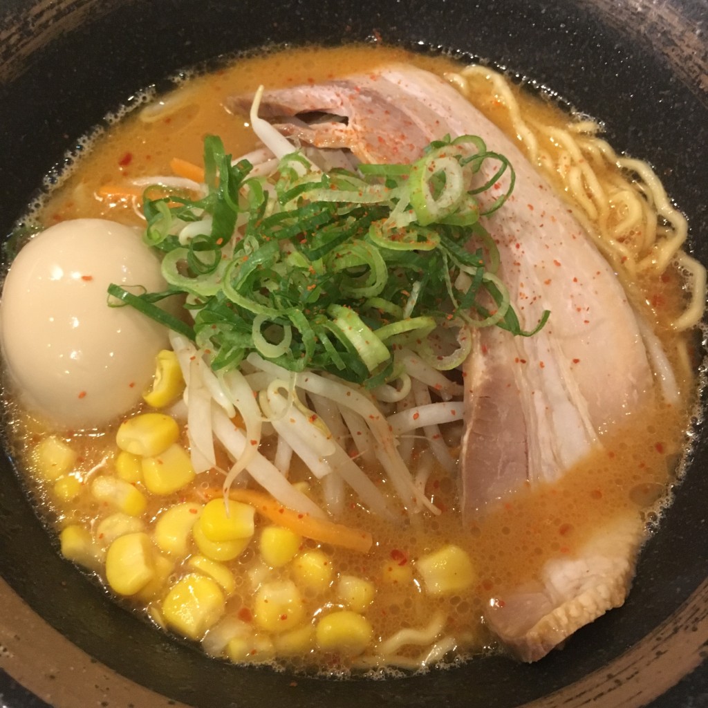 ユーザーが投稿した味玉味噌ラーメンの写真 - 実際訪問したユーザーが直接撮影して投稿した舞浜ラーメン / つけ麺真剣勝負の写真