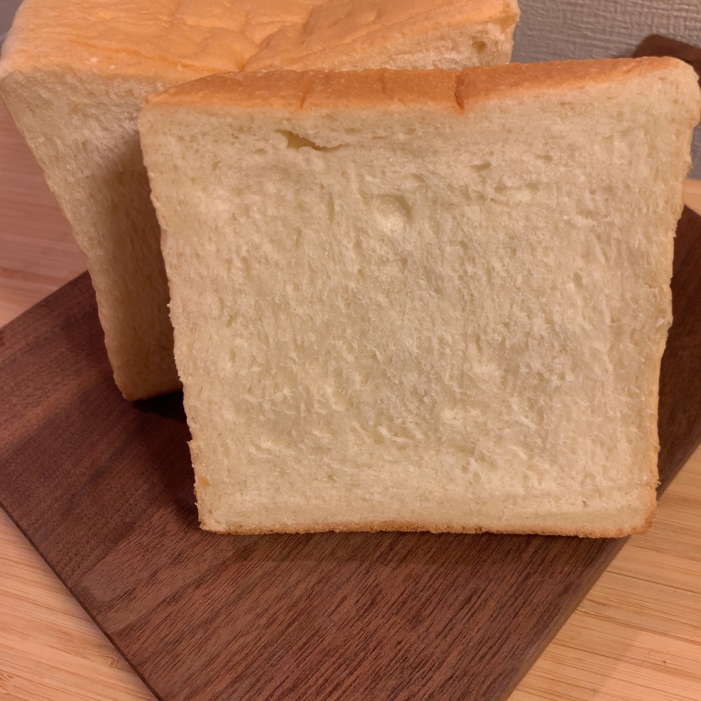 ユーザーが投稿した食パンの写真 - 実際訪問したユーザーが直接撮影して投稿した渡辺通デザート / ベーカリー銀座に志かわ 福岡薬院店の写真