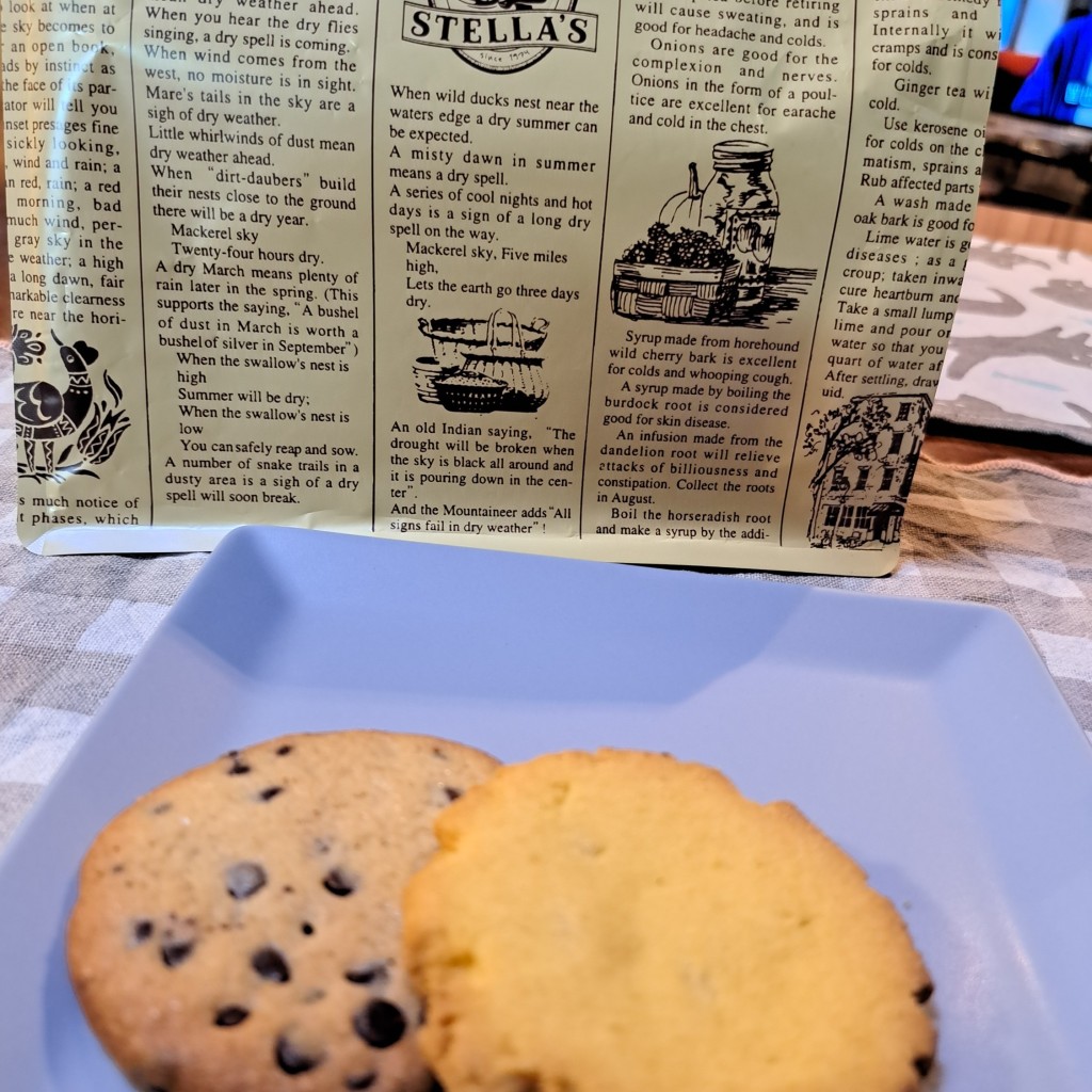 ユーザーが投稿した10枚413円の写真 - 実際訪問したユーザーが直接撮影して投稿した難波スイーツステラおばさんのクッキー なんばウォーク店の写真