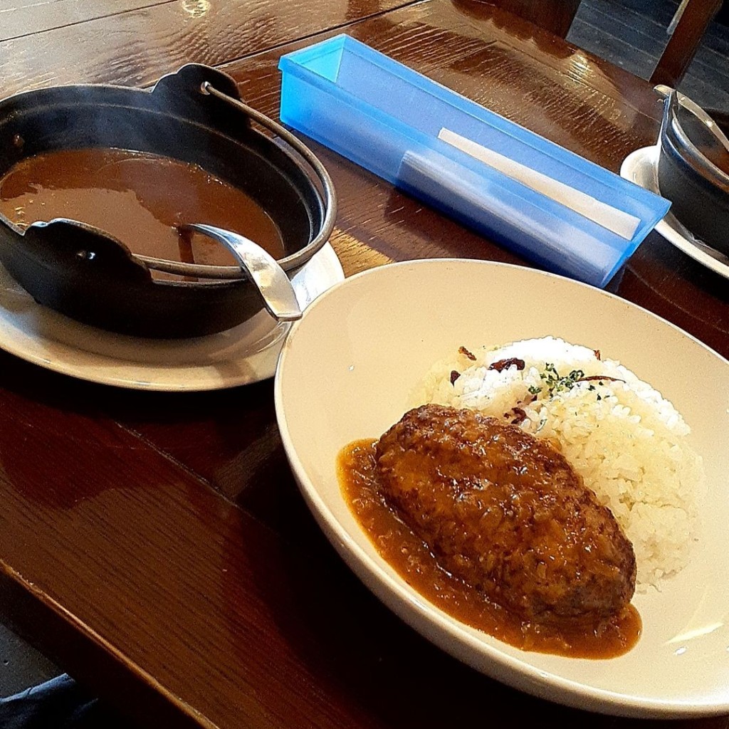 ユーザーが投稿したハンバーグカレーの写真 - 実際訪問したユーザーが直接撮影して投稿した鹿校通洋食アンクレールの写真