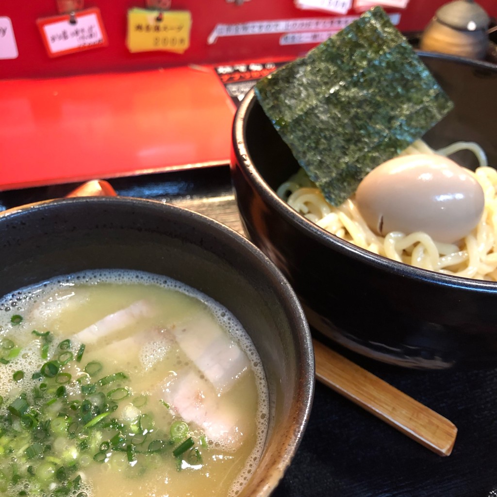 ユーザーが投稿した鶏白湯つけ麺の写真 - 実際訪問したユーザーが直接撮影して投稿した野方ラーメン / つけ麺麺処 次男房の写真