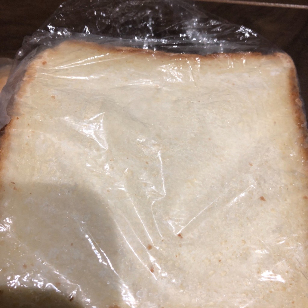 ユーザーが投稿した特上食パンの写真 - 実際訪問したユーザーが直接撮影して投稿した中筋カフェサニーサイド 宝塚中山寺店の写真