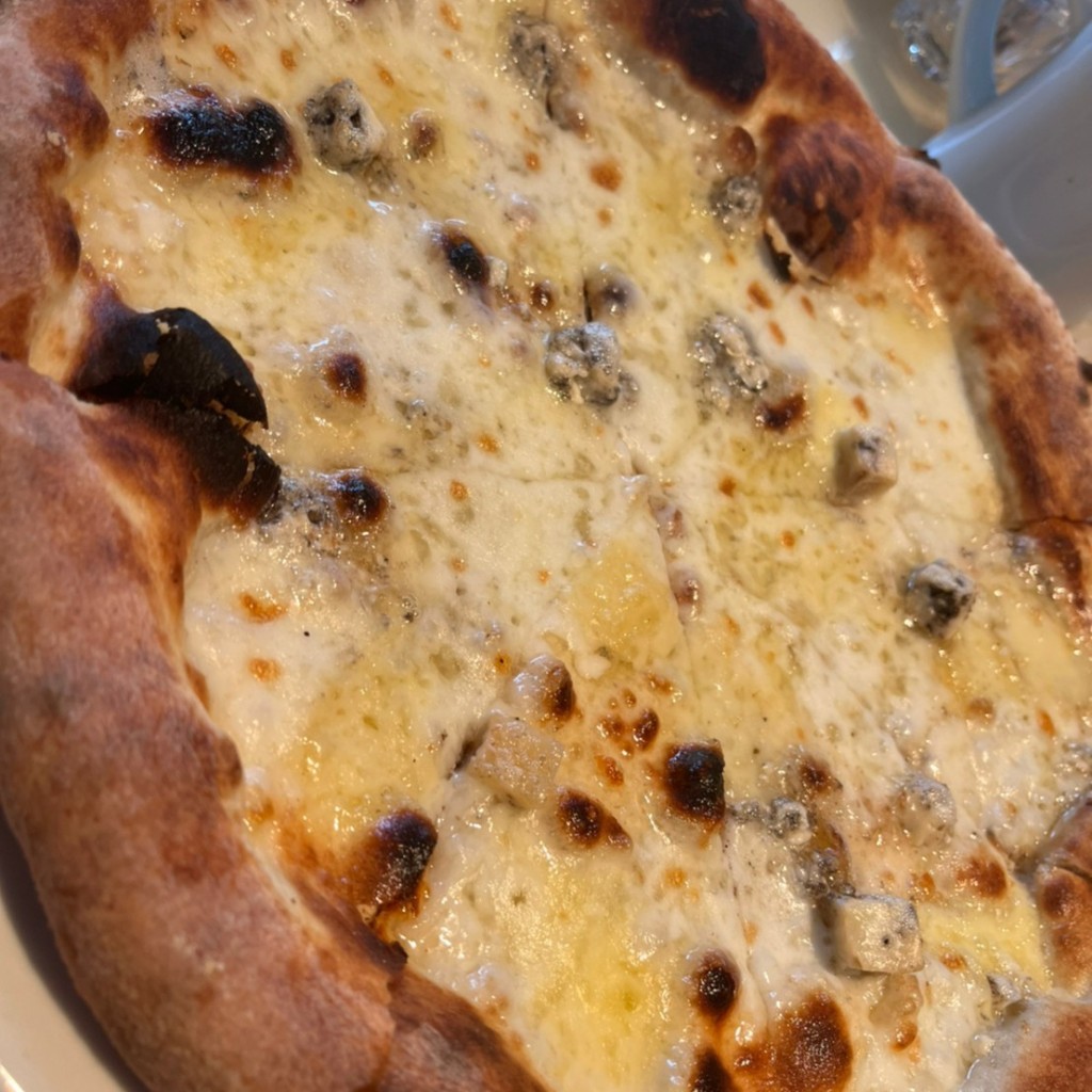 ユーザーが投稿したチーズピザの写真 - 実際訪問したユーザーが直接撮影して投稿した自由が丘ピザGOOD CHEESE GOOD PIZZA 自由が丘店の写真