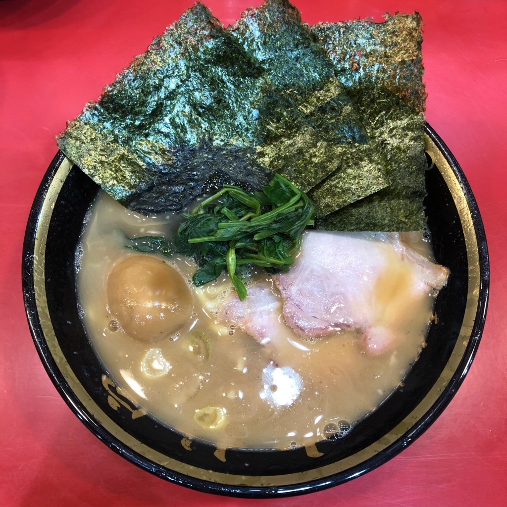 ユーザーが投稿したラーメンの写真 - 実際訪問したユーザーが直接撮影して投稿した岡野ラーメン専門店家系総本山 吉村家の写真