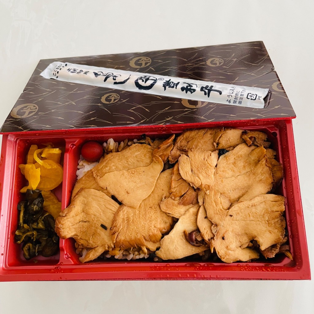 ユーザーが投稿した鳥めし竹弁当の写真 - 実際訪問したユーザーが直接撮影して投稿した国済寺焼鳥登利平 深谷店の写真