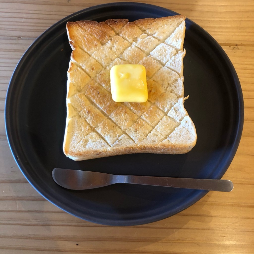 ユーザーが投稿したバタートーストの写真 - 実際訪問したユーザーが直接撮影して投稿した顕徳町カフェCOLORS BIKE&CAFE(カラーズバイクアンドカフェ)の写真
