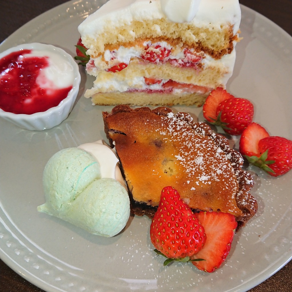 ユーザーが投稿したケーキの写真 - 実際訪問したユーザーが直接撮影して投稿した飯山町川原カフェ栞那の写真