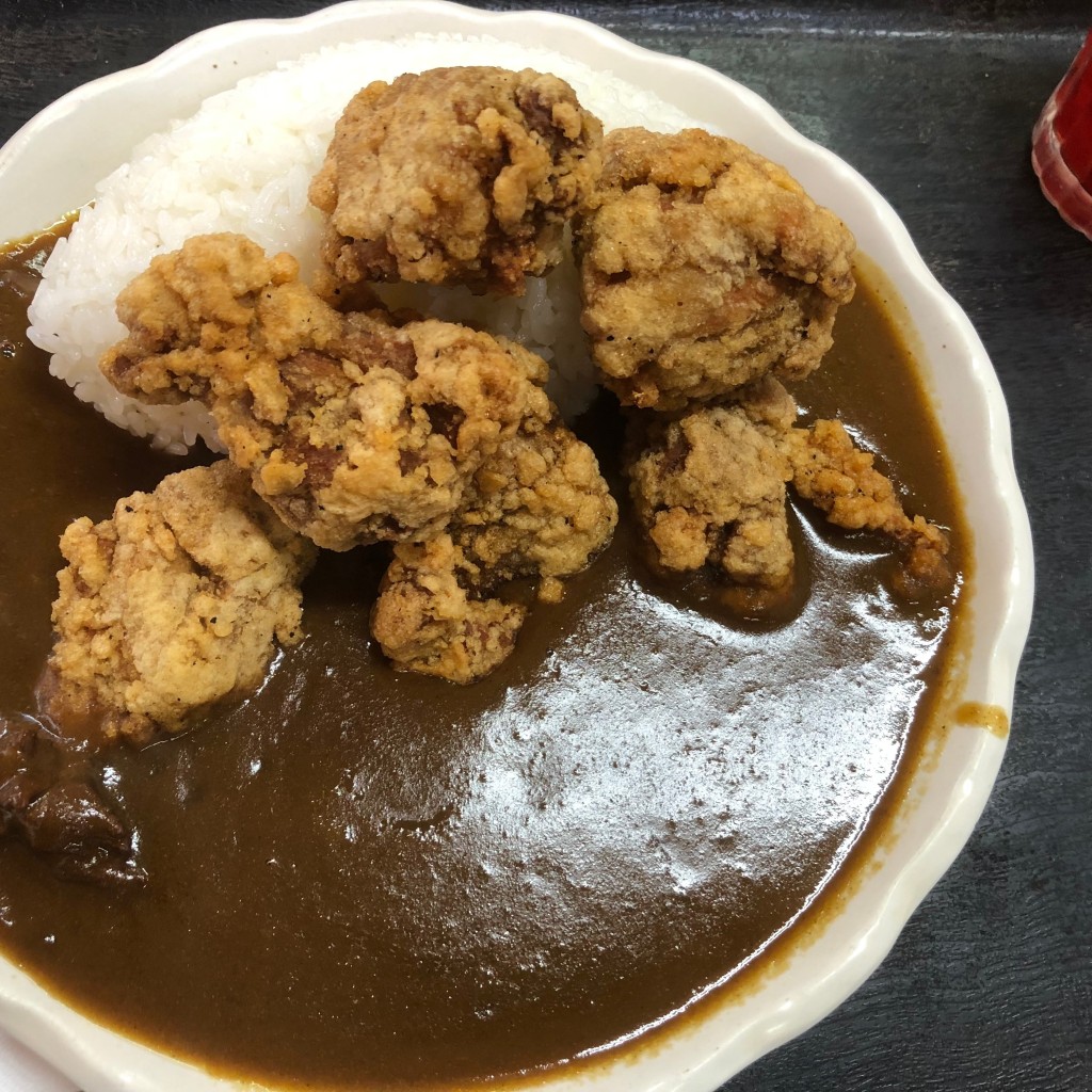 ユーザーが投稿した唐揚げカレーの写真 - 実際訪問したユーザーが直接撮影して投稿した勝山大久保定食屋みち草の写真