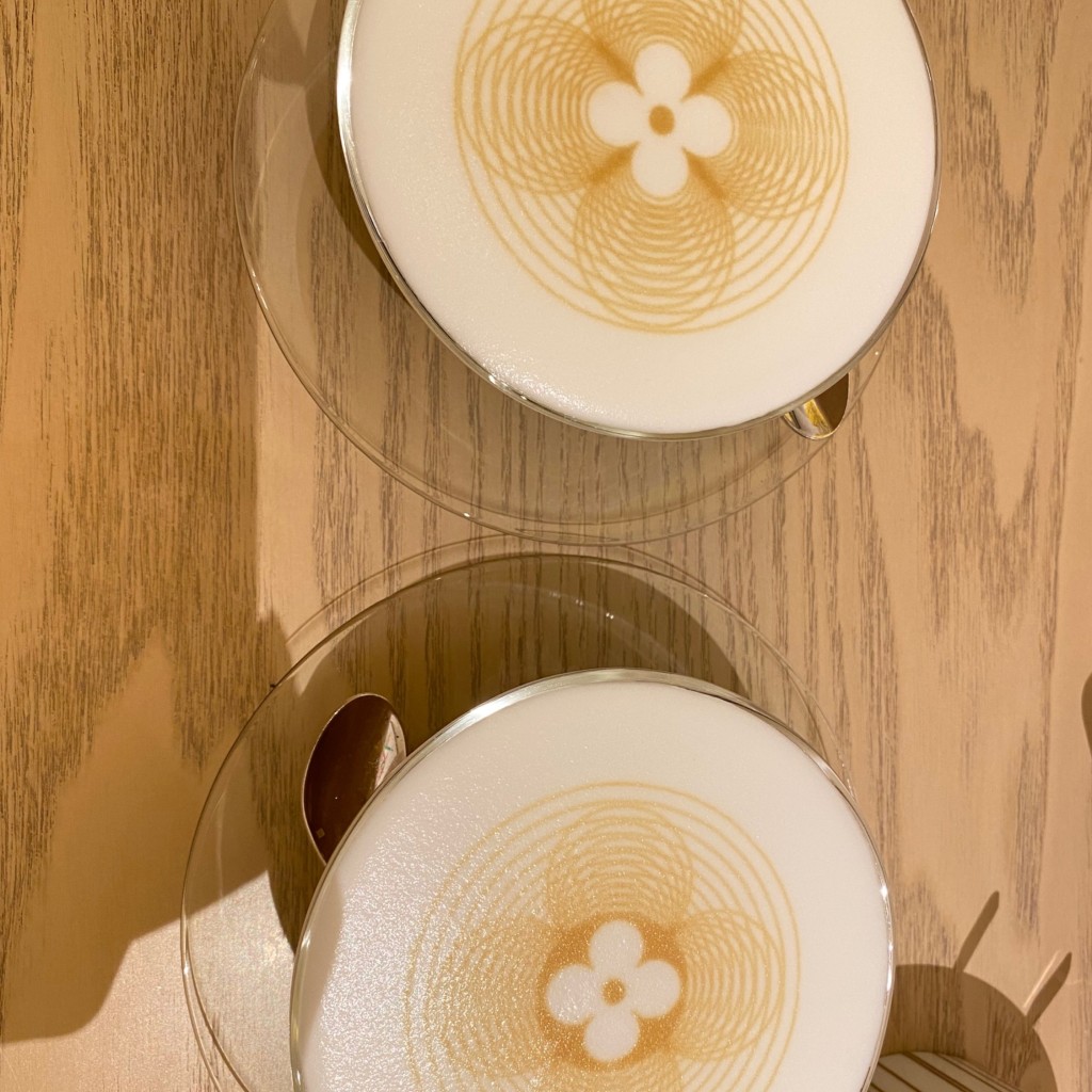 ユーザーが投稿したRoyal milk teaの写真 - 実際訪問したユーザーが直接撮影して投稿した心斎橋筋カフェLE CAFE Vの写真
