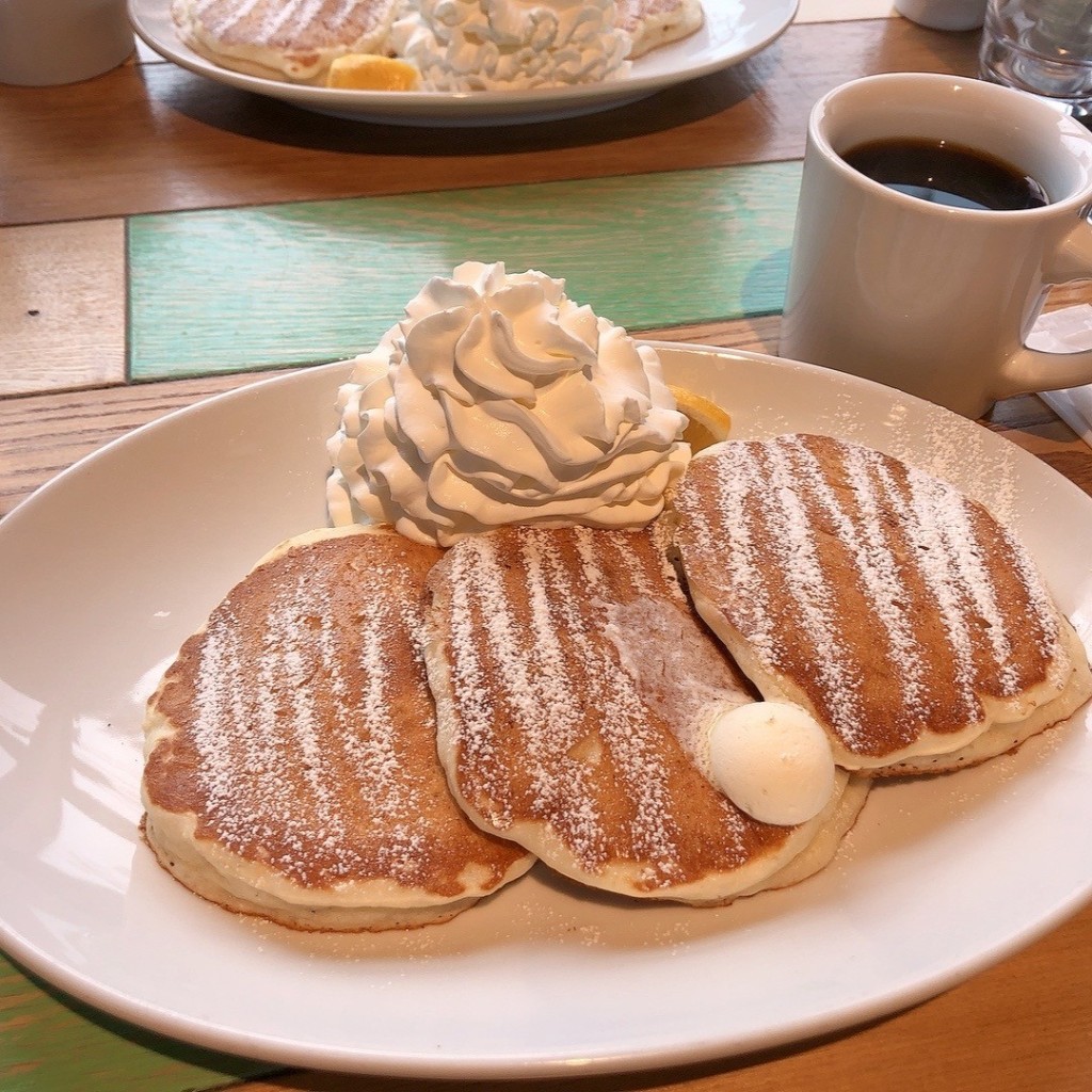 [リピートしたいパンケーキ🥞]をテーマに、LINE PLACEのユーザーうさぎ3さんがおすすめするグルメ店リストの代表写真