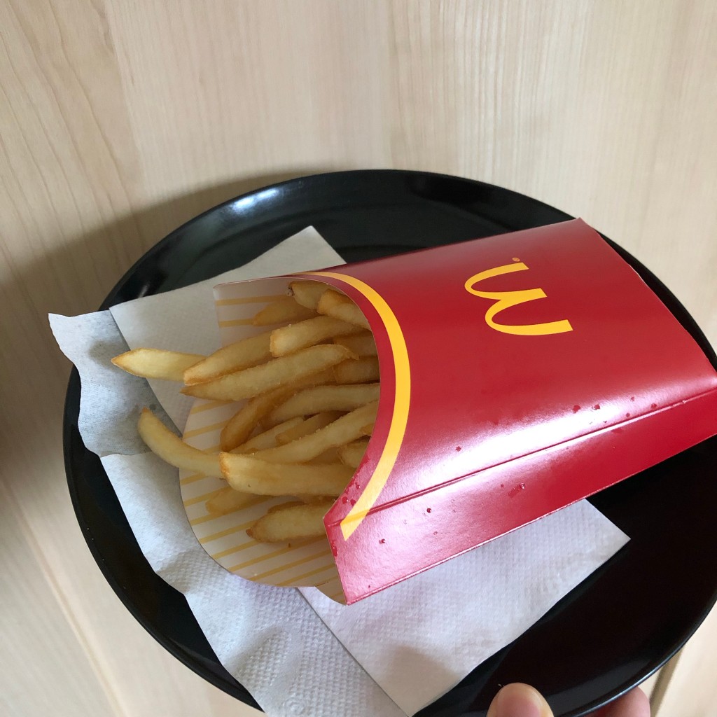 ユーザーが投稿したマックフライポテトの写真 - 実際訪問したユーザーが直接撮影して投稿した山田南ファーストフードマクドナルド 千里丘イズミヤ店の写真