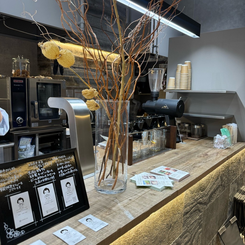 実際訪問したユーザーが直接撮影して投稿した新町カフェMIA COFFEE ROASTERS 青森THREE店の写真