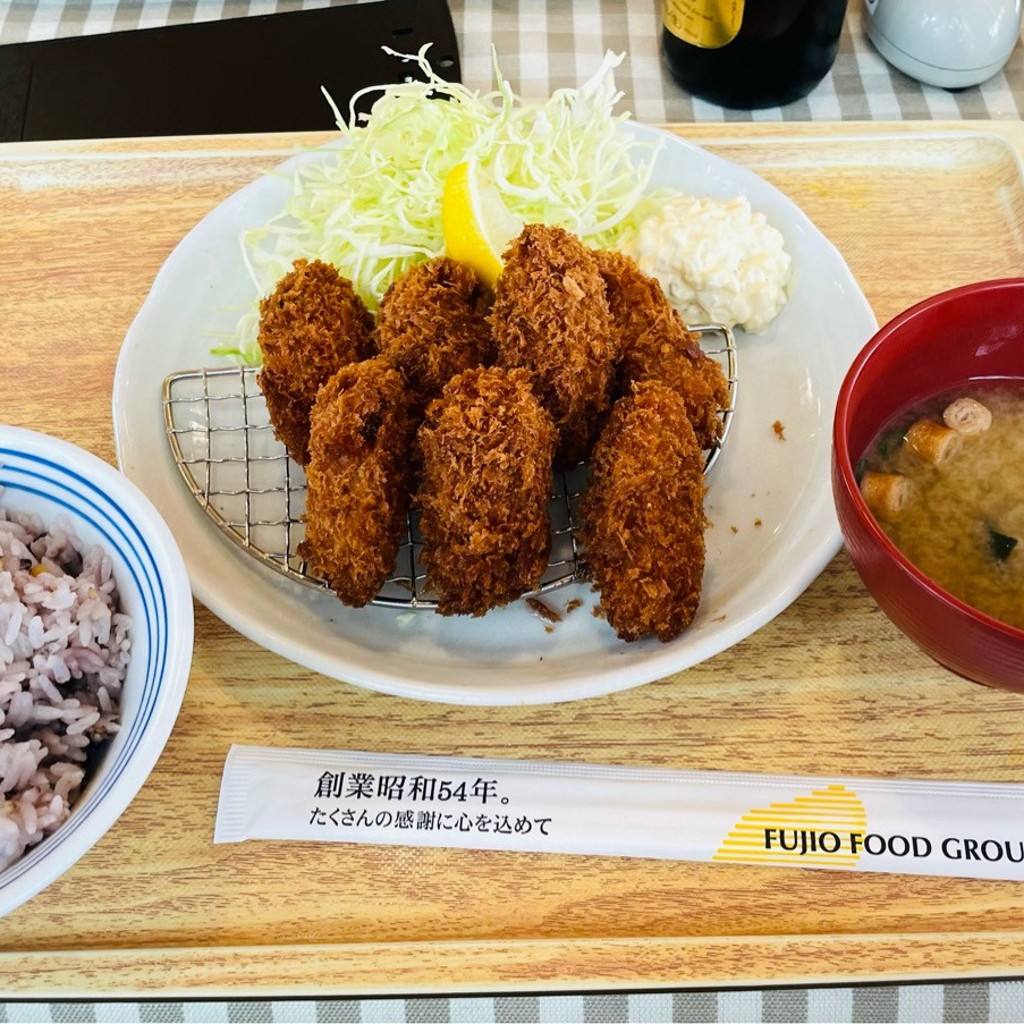 ユーザーが投稿したカキフライ膳の写真 - 実際訪問したユーザーが直接撮影して投稿した大阪城とんかつかつ満 JO-TERRACE OSAKA店の写真
