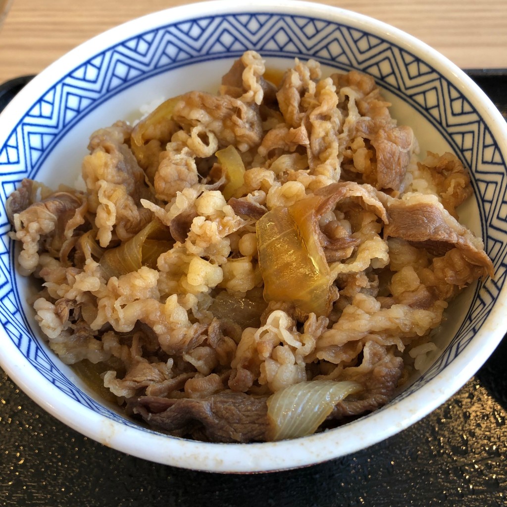 platinumjeanneさんが投稿した古市牛丼のお店吉野家 183号線古市橋店/ヨシノヤ ヒャクハチジュウサンゴウセンフルイチバシテンの写真