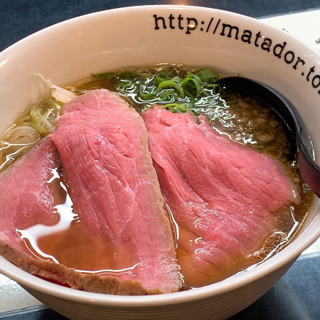 ユーザーが投稿した贅沢牛焼ラーメンの写真 - 実際訪問したユーザーが直接撮影して投稿した千住東ラーメン専門店牛骨らぁ麺マタドールの写真