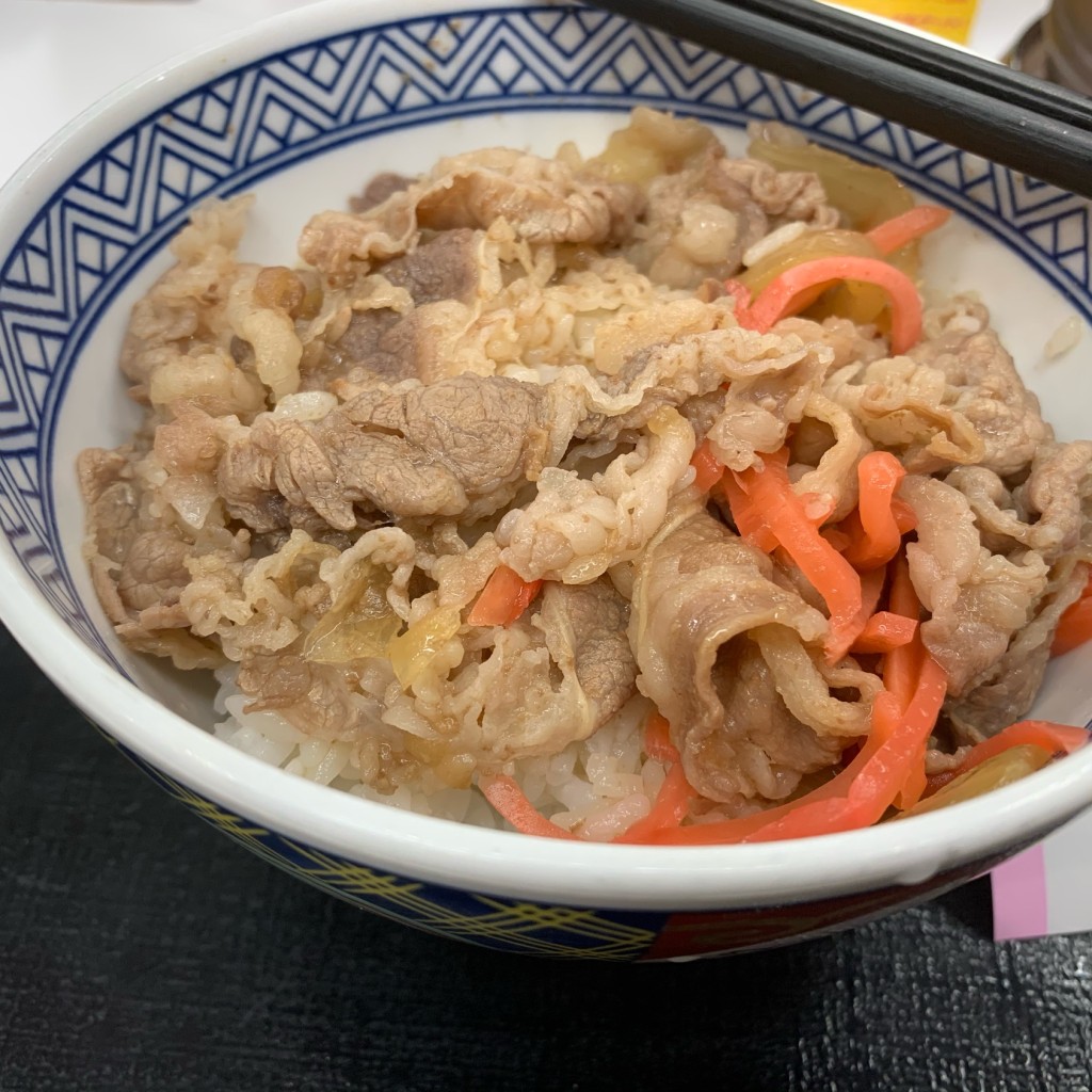 ユーザーが投稿した牛丼の写真 - 実際訪問したユーザーが直接撮影して投稿した五番町牛丼吉野家 市ヶ谷駅前店の写真