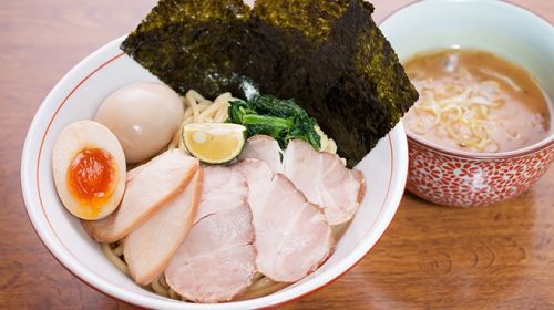 実際訪問したユーザーが直接撮影して投稿した鷹番ラーメン / つけ麺濃厚鶏白湯つけ麺しょうき 学芸大学前店の写真