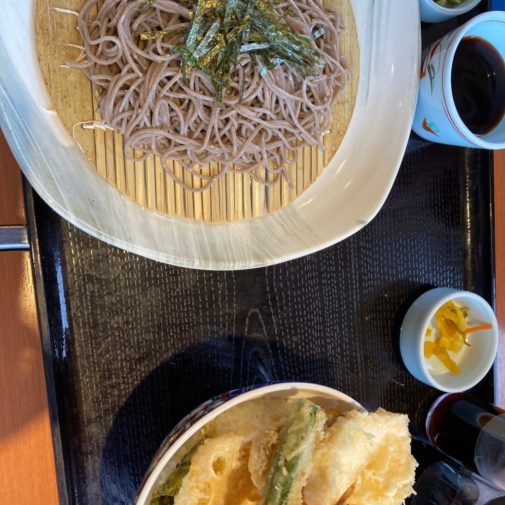 実際訪問したユーザーが直接撮影して投稿した久保田ファミリーレストラン和食さと 四日市店の写真