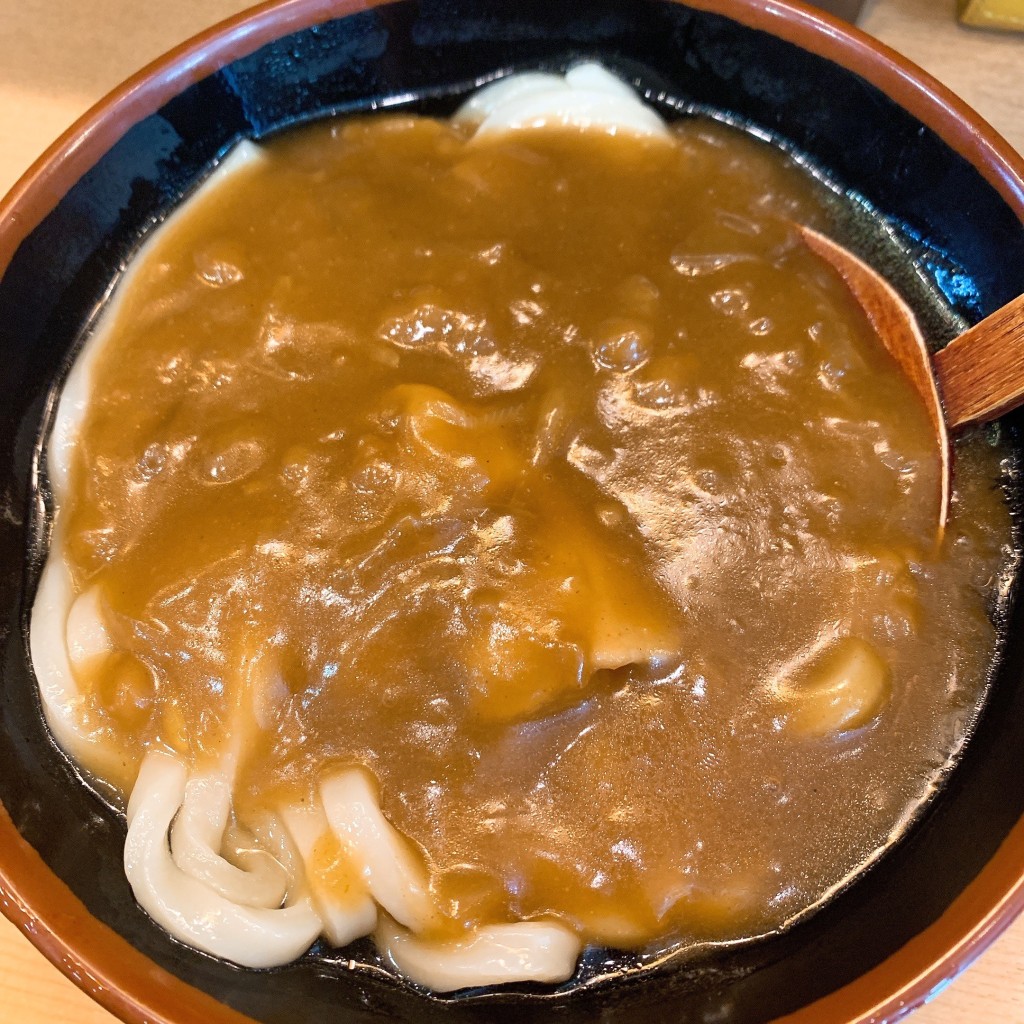 ユーザーが投稿したカレーうどんの写真 - 実際訪問したユーザーが直接撮影して投稿した中倉そばそばの神田 町前屋中倉店の写真