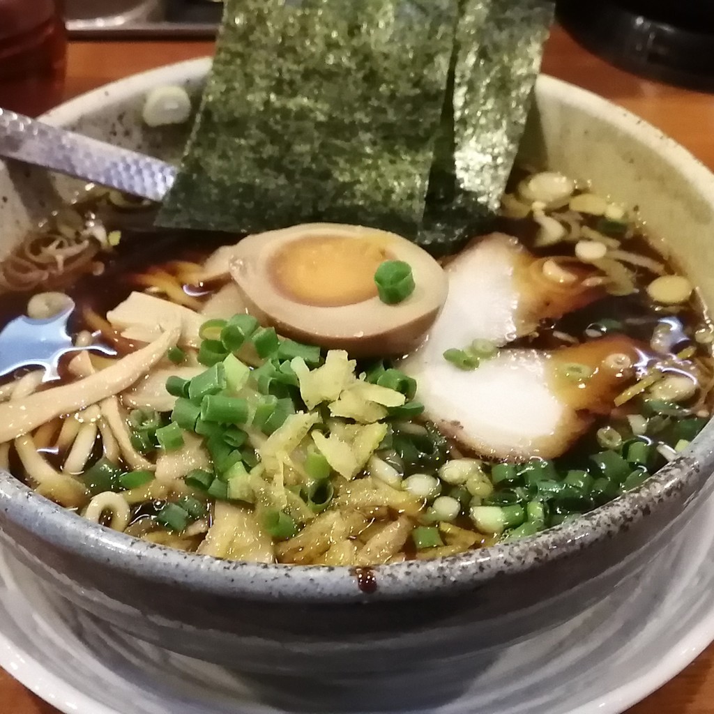 ユーザーが投稿したしょうゆラーメンの写真 - 実際訪問したユーザーが直接撮影して投稿した扇ラーメン / つけ麺山中房の写真