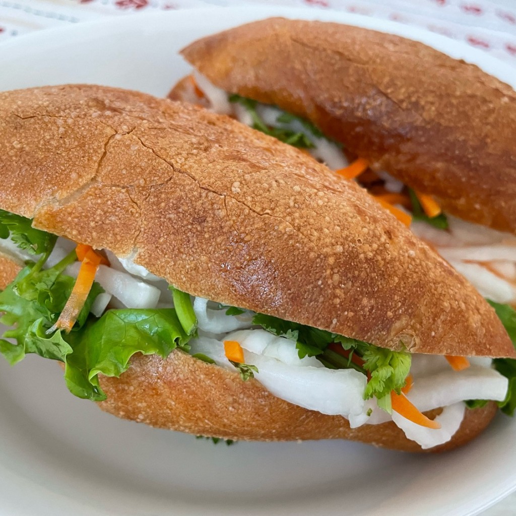 ユーザーが投稿したエビアボカド ミニの写真 - 実際訪問したユーザーが直接撮影して投稿した高田馬場サンドイッチバインミー サンドイッチの写真
