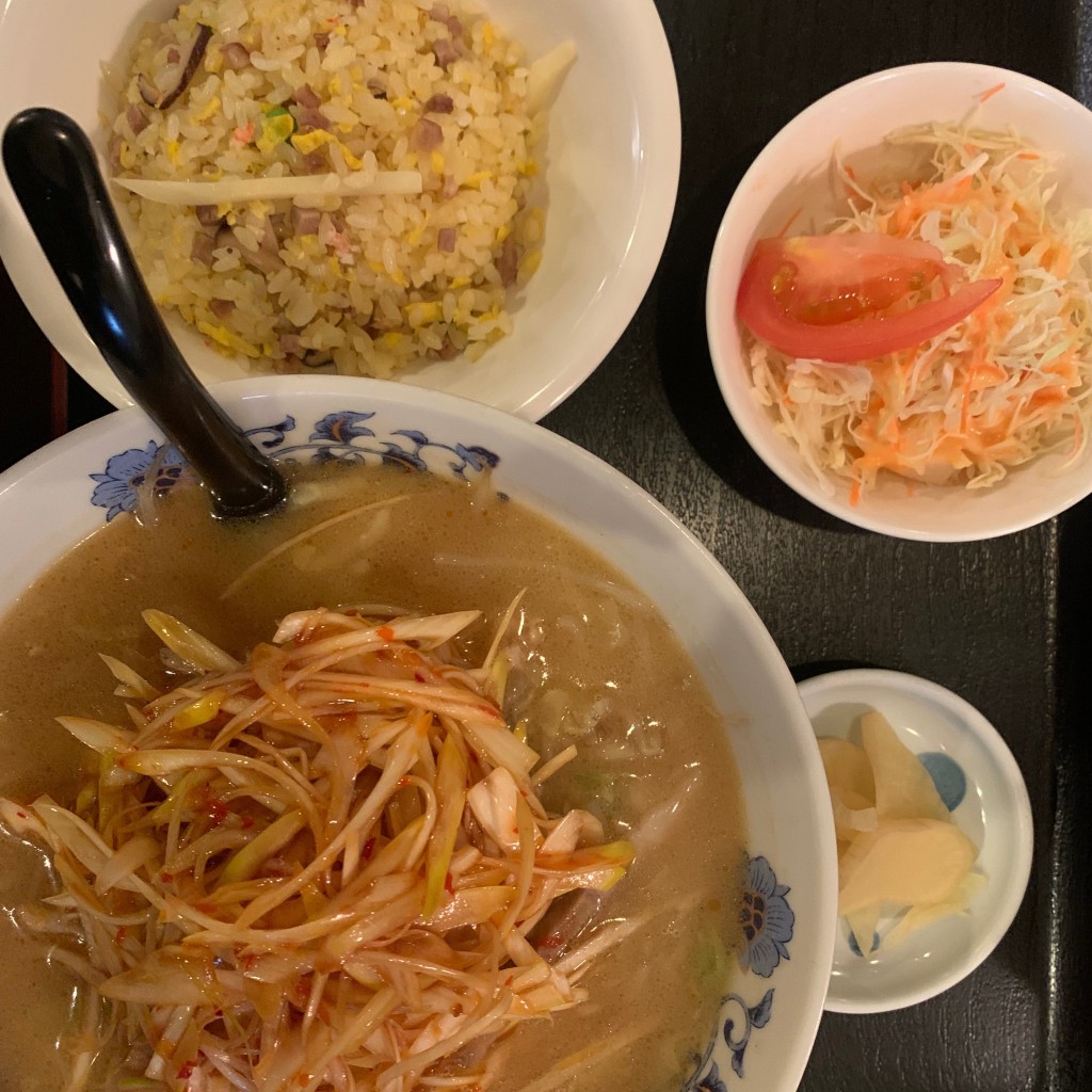 ユーザーが投稿したネギみそラーメンセットの写真 - 実際訪問したユーザーが直接撮影して投稿した下条町中華料理桂林の写真