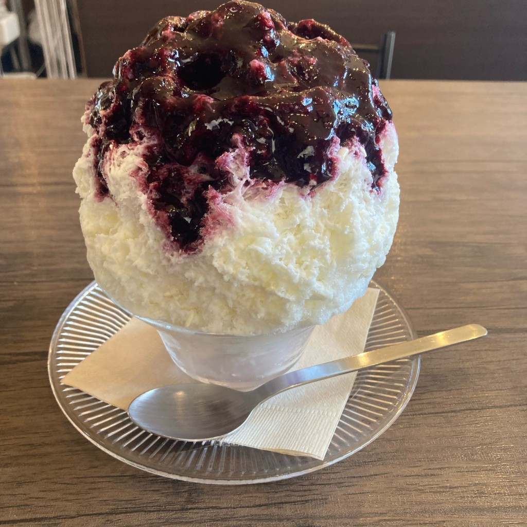 ユーザーが投稿したブルーベリーレアチーズのかき氷の写真 - 実際訪問したユーザーが直接撮影して投稿した外野スイーツ氷屋cafe 旬果の写真