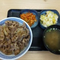 牛丼 - 実際訪問したユーザーが直接撮影して投稿した豊田牛丼吉野家 1号線富洲原店の写真のメニュー情報