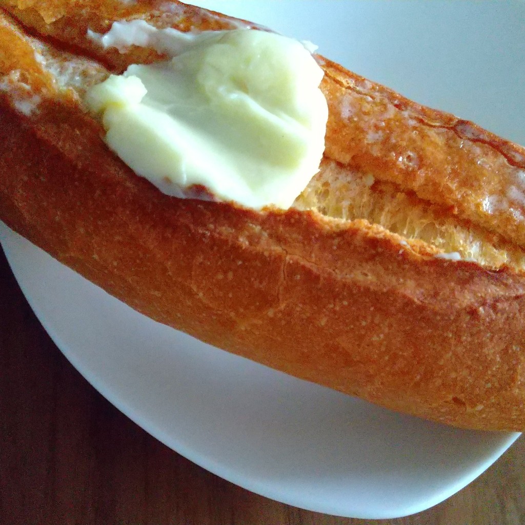 ユーザーが投稿したフランスパンの写真 - 実際訪問したユーザーが直接撮影して投稿した高松町ベーカリーDONQ 西宮阪急店の写真