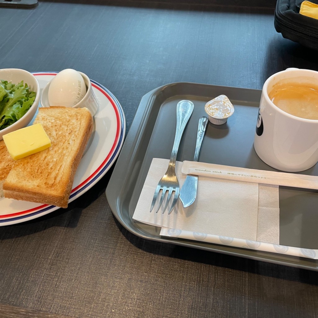 ユーザーが投稿したトーストセットの写真 - 実際訪問したユーザーが直接撮影して投稿した美々カフェプロント 新千歳空港店の写真