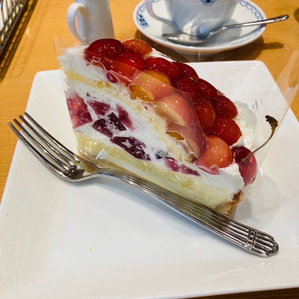 ユーザーが投稿したランチお好きケーキセットの写真 - 実際訪問したユーザーが直接撮影して投稿した関戸カフェダッキーダックキッチン 聖蹟桜ヶ丘店の写真