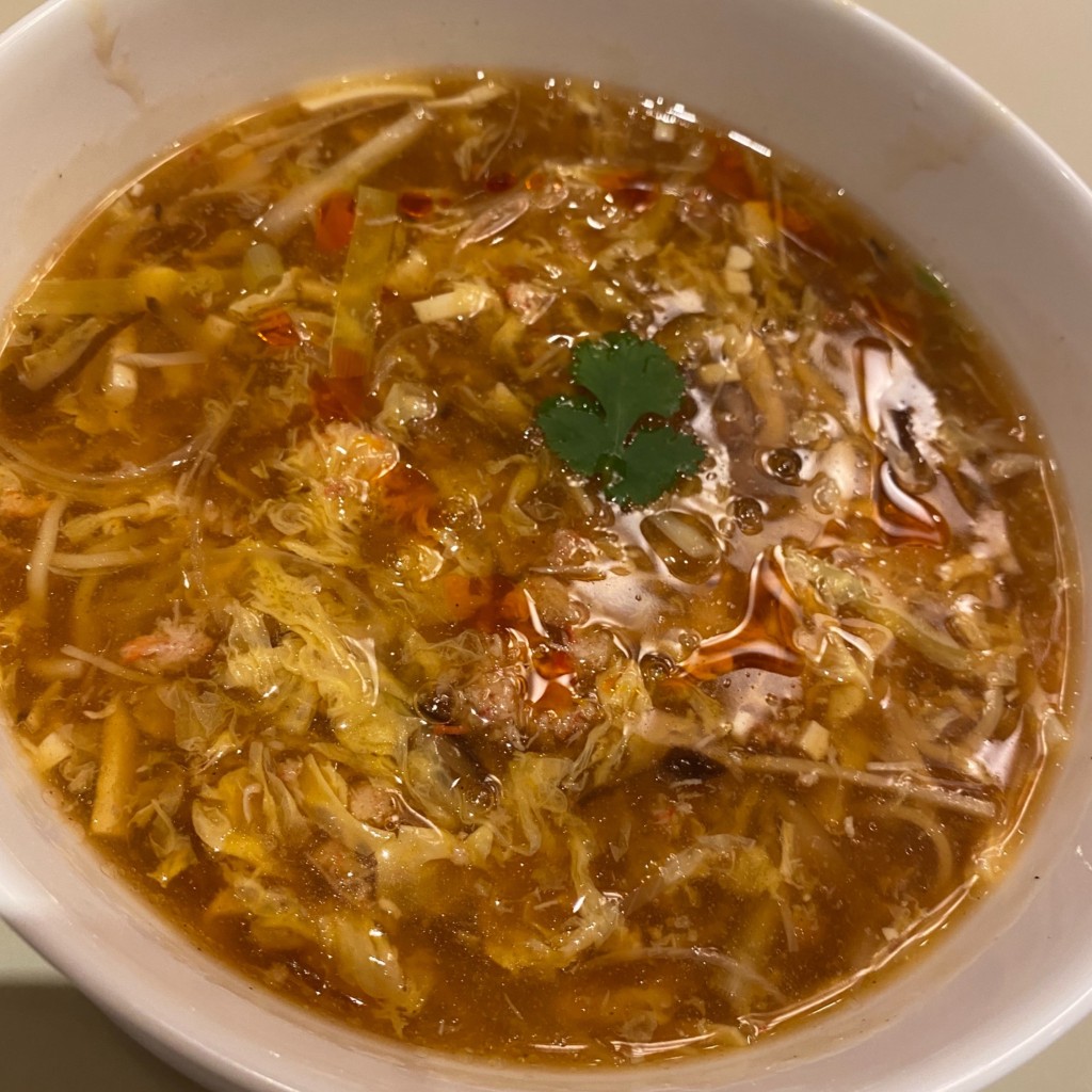 ユーザーが投稿した酸味のスープ麺の写真 - 実際訪問したユーザーが直接撮影して投稿した南青山中華料理礼華 青鸞居の写真