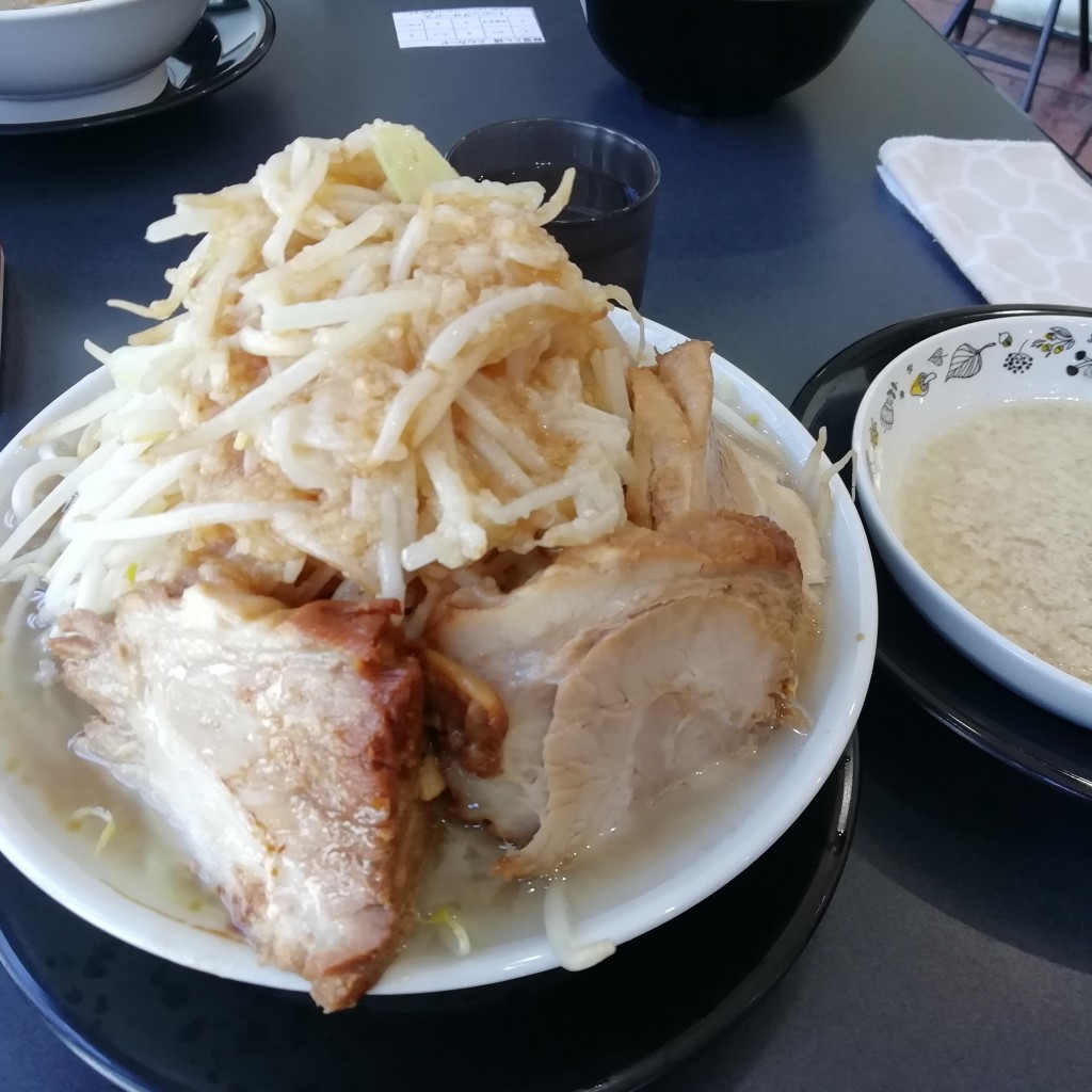 まもーみもーむもーさんが投稿した摩利山新田ラーメン / つけ麺のお店麺屋 とん嬉/めんや とんきの写真