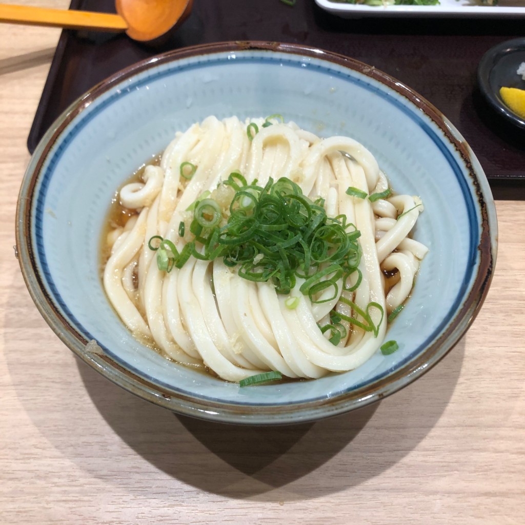 ユーザーが投稿したぶっかけうどん 450の写真 - 実際訪問したユーザーが直接撮影して投稿したみなとみらいうどん香川一福 みなとみらい店の写真