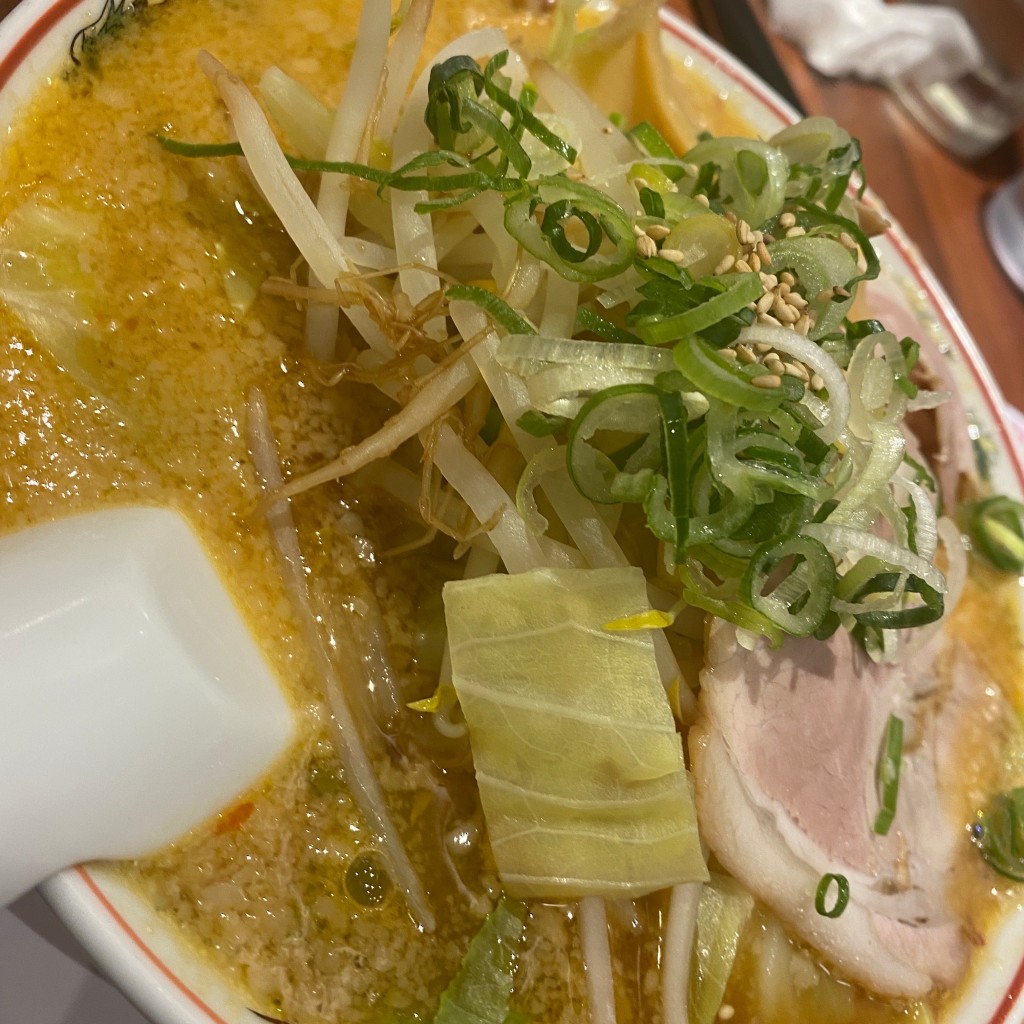 旅する京のグルメさんが投稿した篠屋町ラーメン専門店のお店ラーメン魁力屋 堀川五条店/ラーメンカイリキヤ ホリカワゴジョウテンの写真