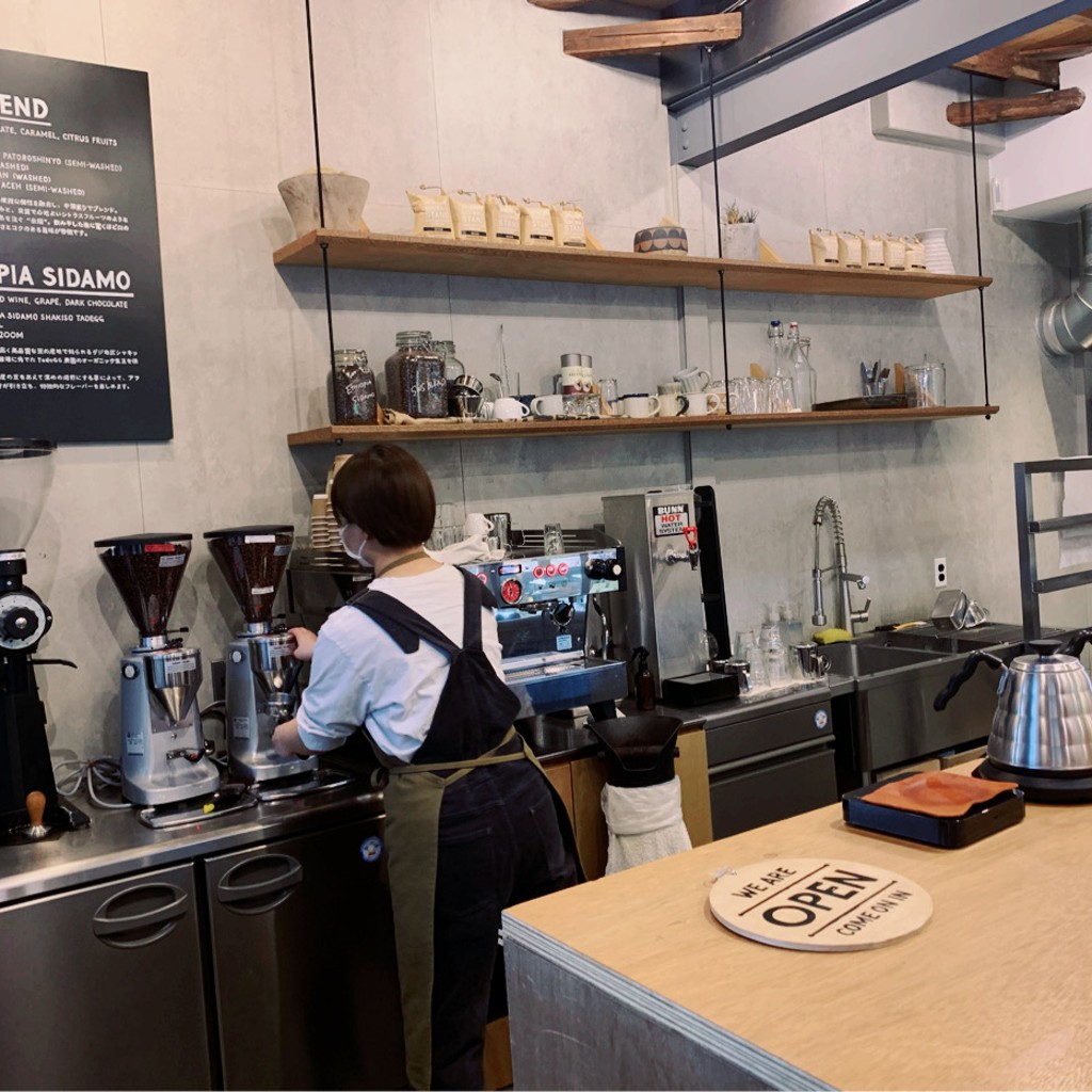 実際訪問したユーザーが直接撮影して投稿した北沢コーヒー専門店SIDEWALK COFFEE ROASTERSの写真