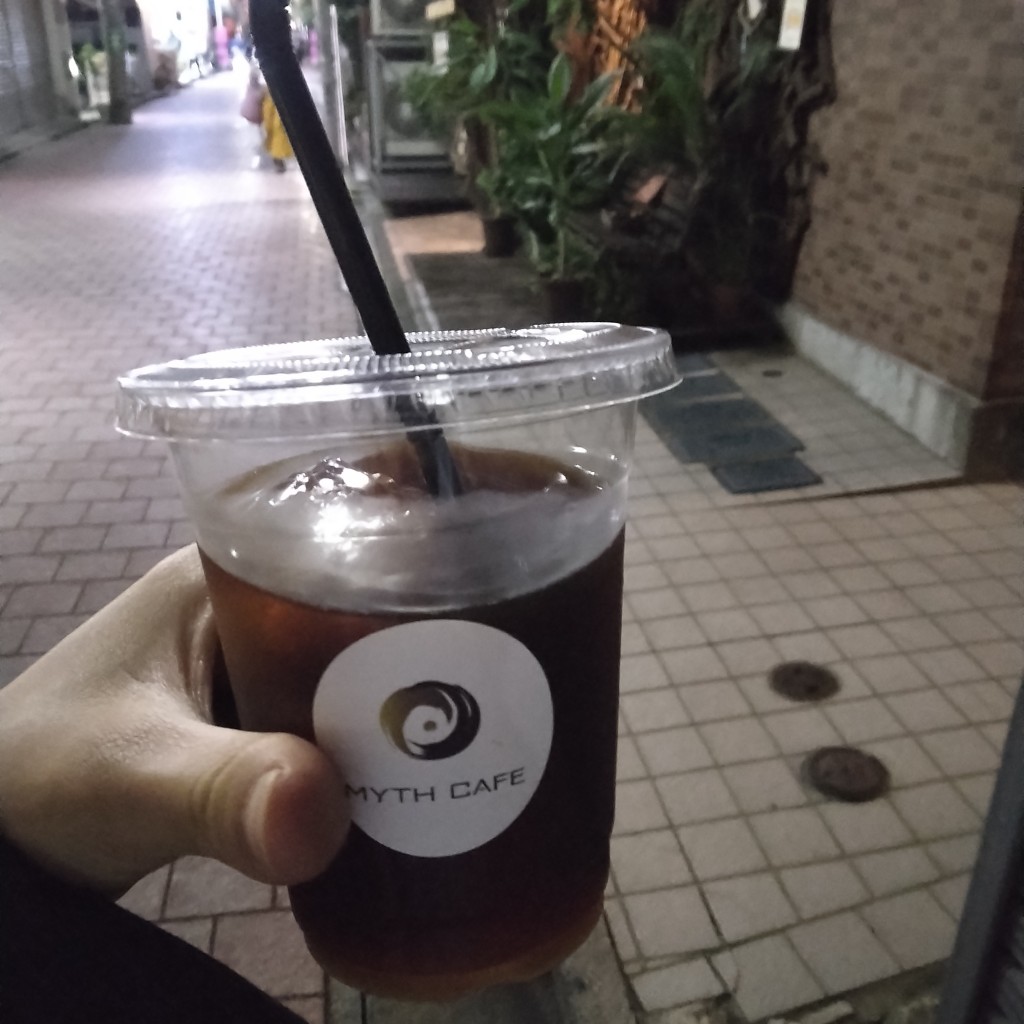 ユーザーが投稿したwater out iced coffeeの写真 - 実際訪問したユーザーが直接撮影して投稿した高円寺北カフェMyth Cafeの写真