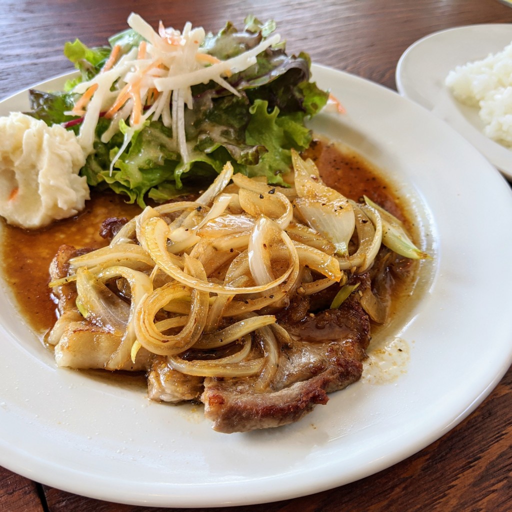 ユーザーが投稿した豚ロースステーキの写真 - 実際訪問したユーザーが直接撮影して投稿した糠塚洋食トマチキ食堂の写真