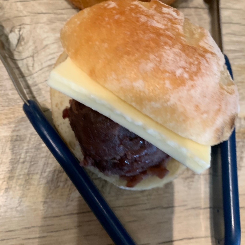 ユーザーが投稿した噂のあんバターの写真 - 実際訪問したユーザーが直接撮影して投稿した大阪城ベーカリーアール ベイカー 大阪城公園店の写真
