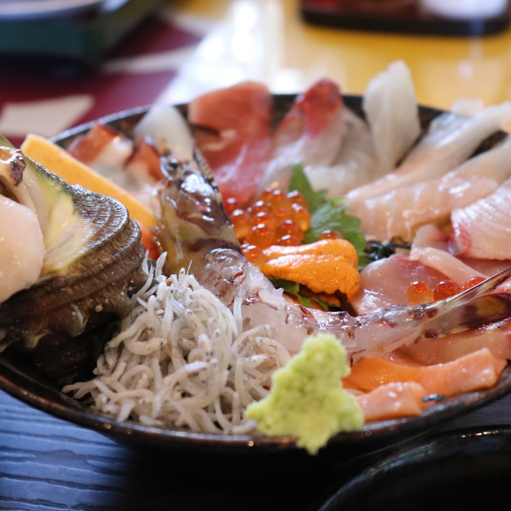 ユーザーが投稿した特上海鮮丼の写真 - 実際訪問したユーザーが直接撮影して投稿した育波丼ものうおたけ鮮魚店やけんど 海鮮どんやの写真