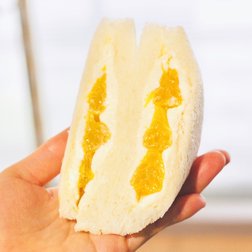 ユーザーが投稿した甘夏みかんサンドイッチの写真 - 実際訪問したユーザーが直接撮影して投稿した飯田橋ベーカリーFarine Kimurayaの写真